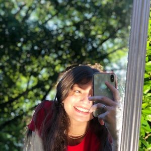 Meet your Posher, Kaylie